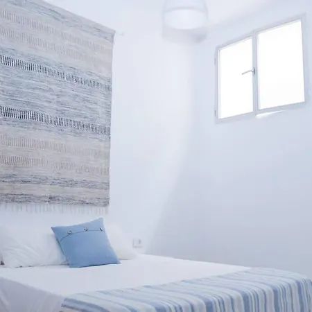 Villa Acogedora Casa En Abades En Tranquila Urbanizacion Esterno foto